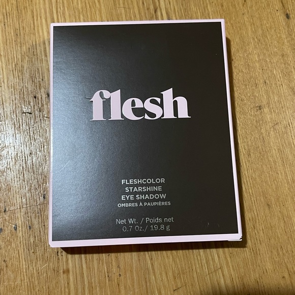 NIB!! LAST ONE!! DISCONTINUED FLESH STARSHINE EYESHADOW PALETTE - Picture 2 of 11